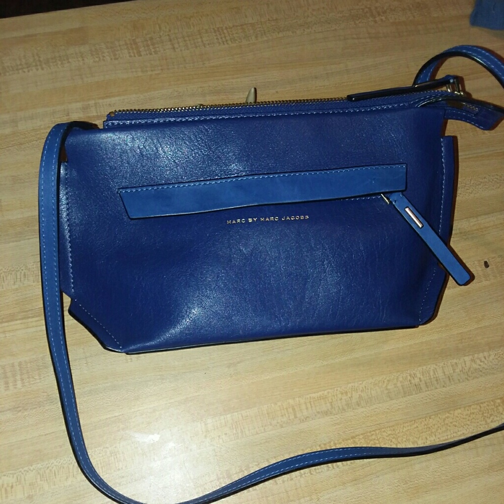 Marc Jacobs - cross body